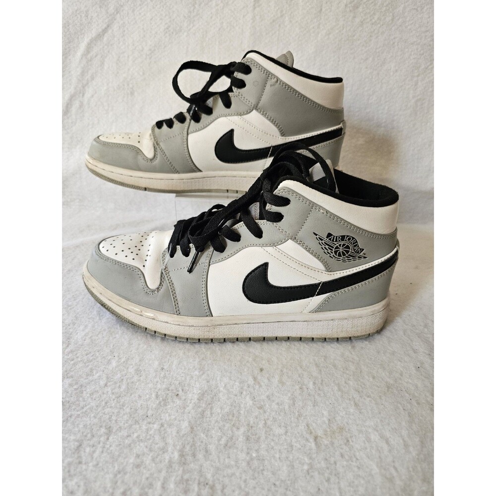Nike Air Jordan 1 Mid Light Smoke Grey 554724-092 Men’s Size 7.5 Retro Sneakers